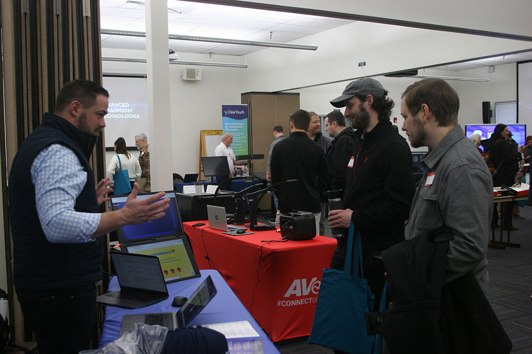 School districts explore innovative tech solutions at ESD 112 Showcase